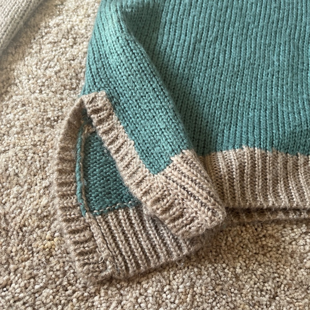 Asymmetrical Sweater - Picture 2 of 4